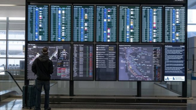 Служебният кабинет отпусна 6 млн. лева за туроператорите