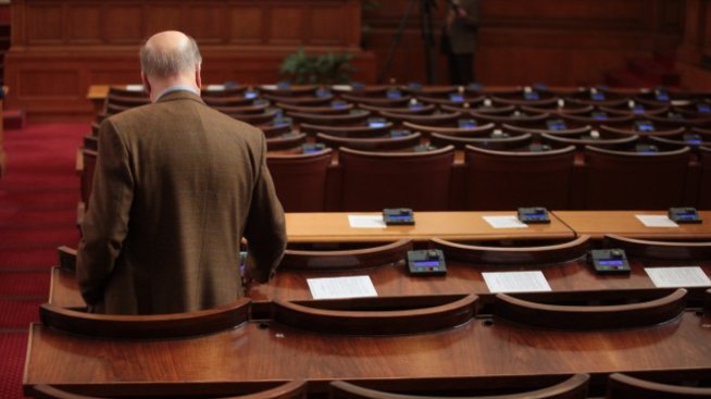Парламентът отхвърли вето върху вреден за медийната свобода закон
