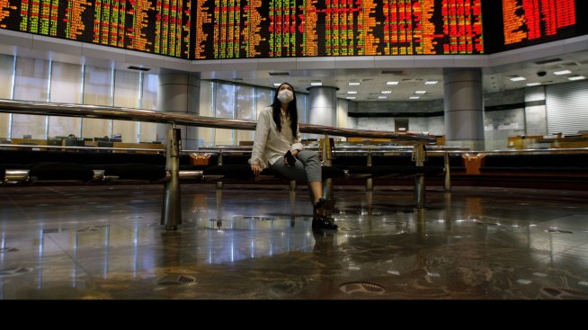 Борсите в Азия завършиха без единна посока, Hang Seng поведе губещите