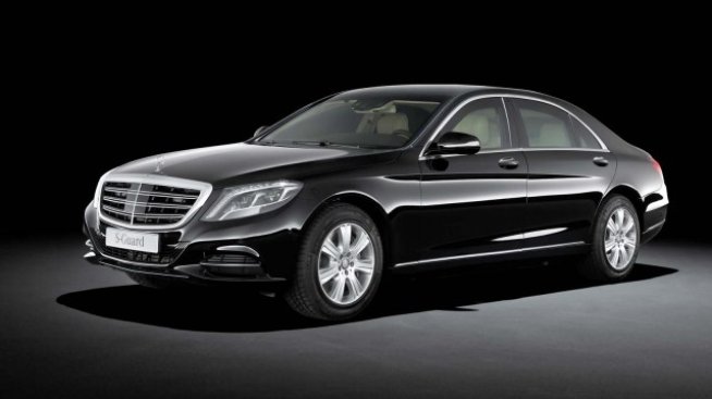 Mercedes-Benz представи брониран S-Class 