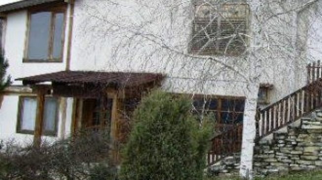 Събарят 25 незаконни строежа на язовир Ивайловград до празниците