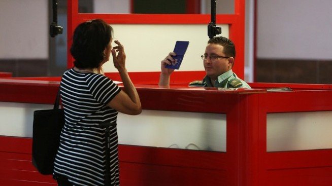 Електронната идентификация за документите за самоличност се отлага до 2020 г.