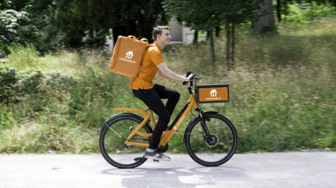 Европейският Takeaway.com придобива BGmenu и Oliviera за 10,5 млн. евро*