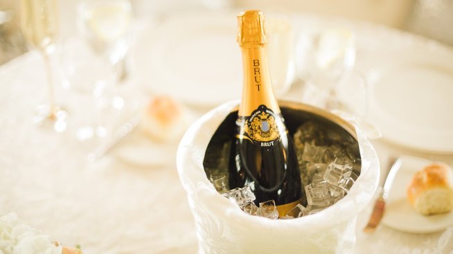 Продажбите на шампанско са спаднали с близо 10% през 2024 г.