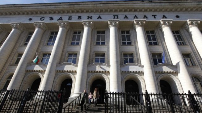 Прокуратурата проверява информацията за частни имоти на плажа в "Слънчев бряг"