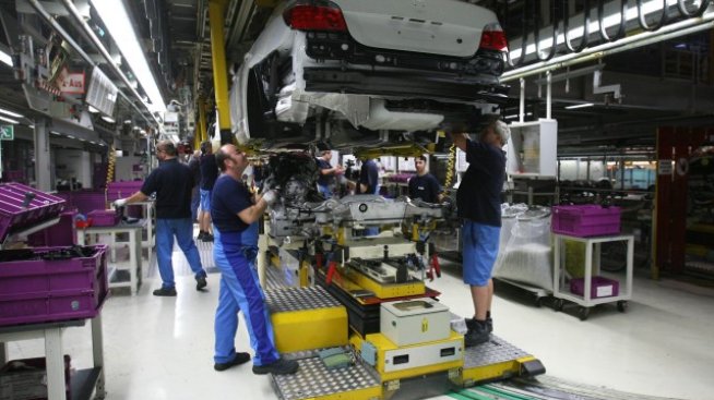 BMW създава 3000 нови работни места в Германия 