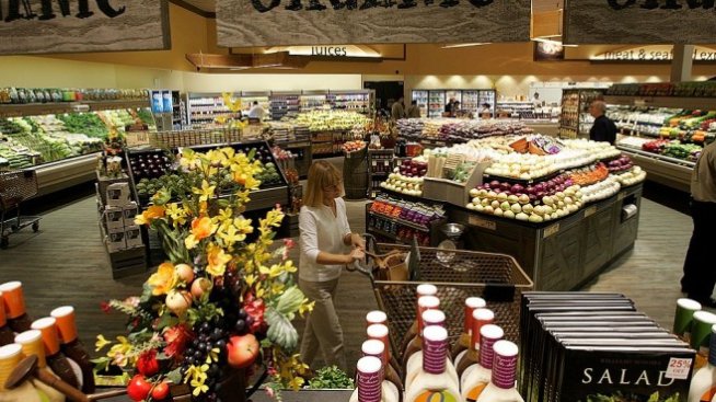 МС задължи търговските вериги да предлагат регионална продукция
