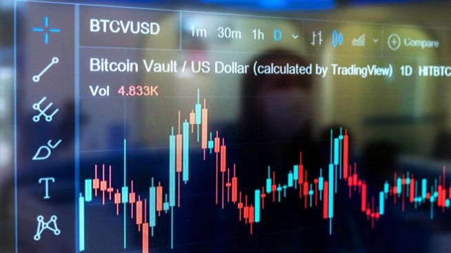 Биткойнът се готви за най-голямата седмична разпродажба от месец