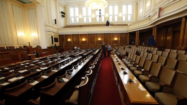 Нова комисия в парламента ще наблюдава приходните агенции