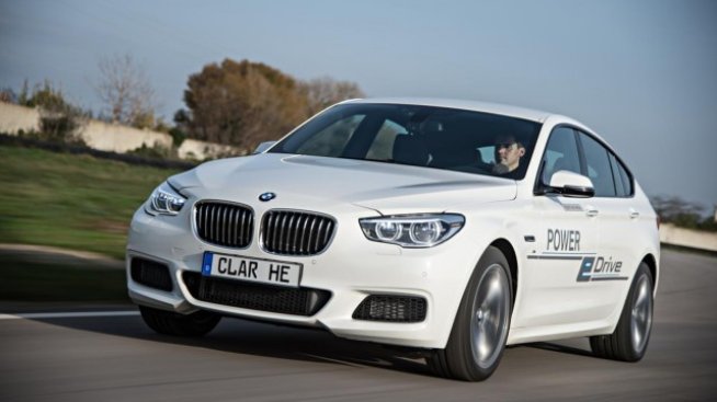 BMW представи хибрид с над 680 к.с.