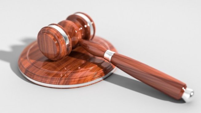 Рядък часовник от Втората световна война бе продаден за 12 хил. паунда