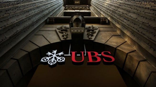 UBS разочарова с печалбата за тримесечието