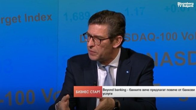 Кристоф Де Мил: В банкирането върви преход от мобилното към портфейлното и агентското