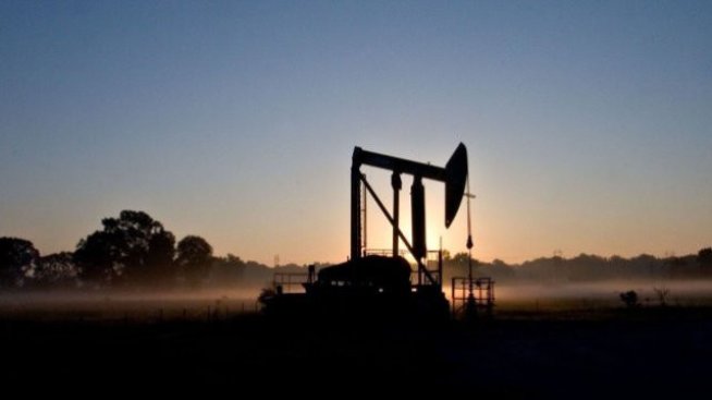 Цените на петрола се повишават на фона на най-ниските запаси в САЩ*