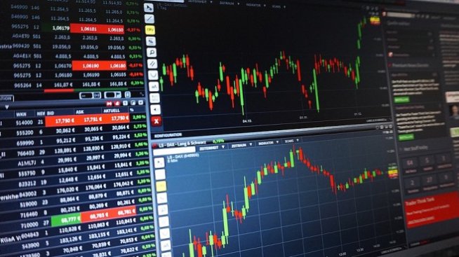 Nasdaq затвори на червена територия със спад от 1,6%