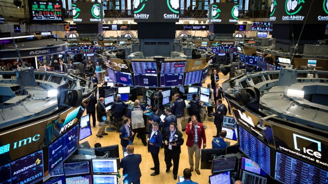 Настроенията на Wall Street бяха разколебани на фона на данните за безработицата