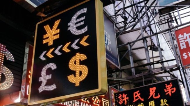 Експерти: Волатилността на обменните курсове оказва отрицателно влияние върху финансите на дружествата