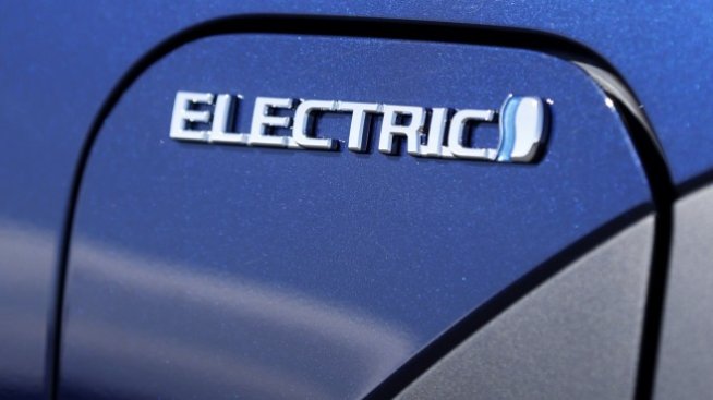 В Китай са продадени повече е-коли през 2021 г., отколкото по света година по-рано