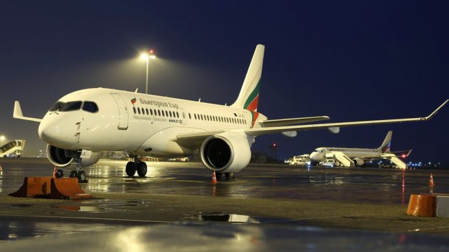 „България Еър“ посрещна петия си самолет Airbus А220 и първия от модела A220-100