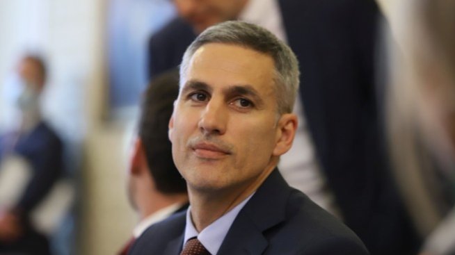 БНБ отстрани Андрей Гюров като подуправител след установена несъвместимост