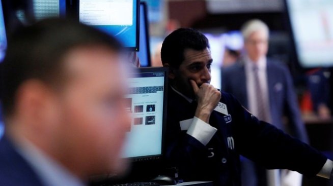 Оптимизмът за плановете на Тръмп се стопява и Wall Street е на червено*