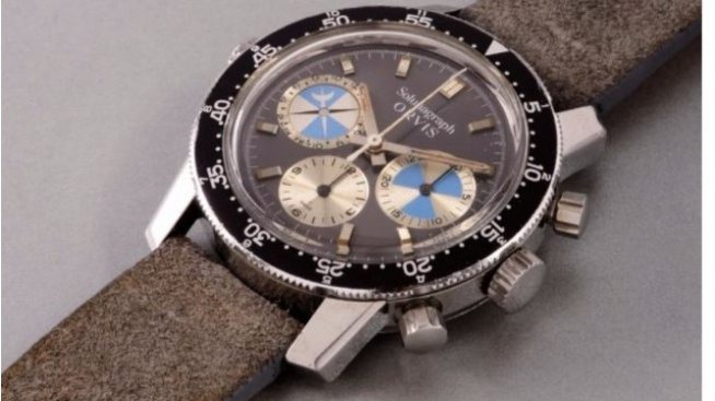 Часовник на Patek Philippe стана най-скъпо продаденият на търг в историята