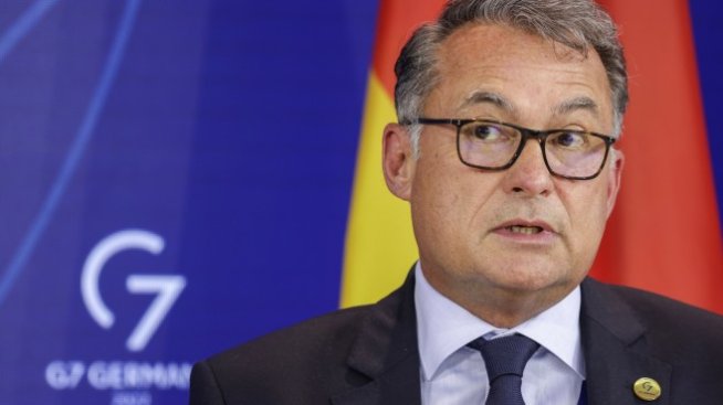 Бундесбанк: Германската икономика може да отчете по-нисък ръст през лятото