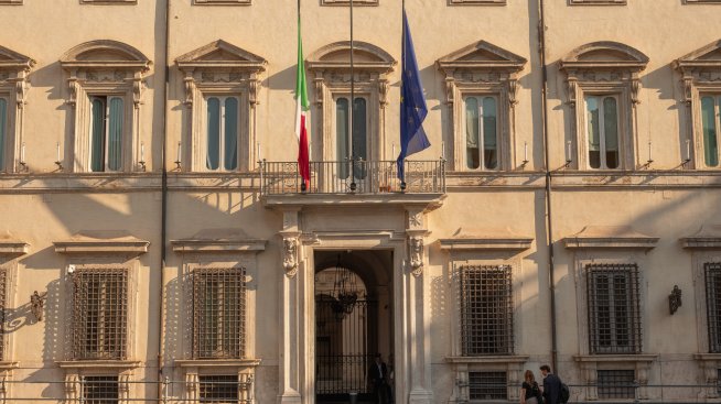 Италия изключва използване на средства от НАТО за моста със Сицилия