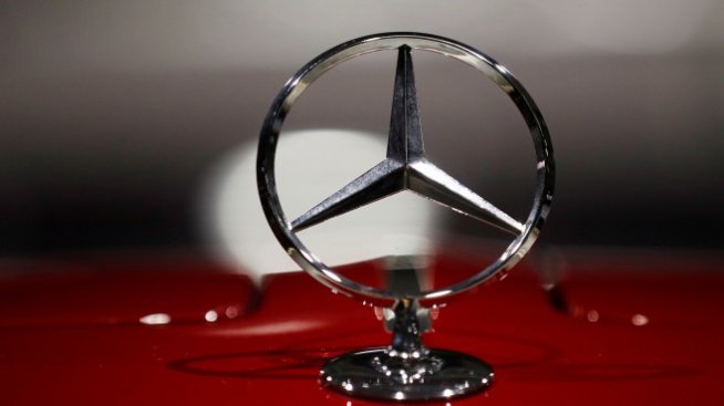 Daimler със загуба от 1,3 млрд. евро през второто тримесечие