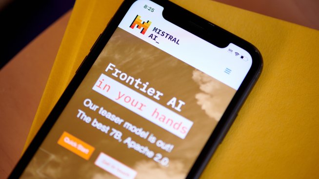 Mistral AI привлече поредния голям партньор - Accenture