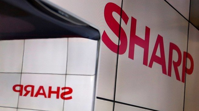 След призив на правителството: Sharp ще произвежда предпазни маски в Япония 
