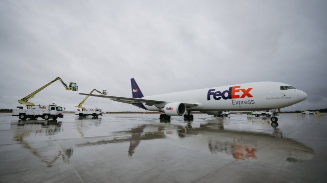 Бумът на пътуванията по въздух създава насрещни ветрове за товарните превози