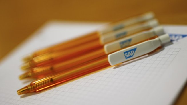 Оперативната печалба на SAP надмина очакванията