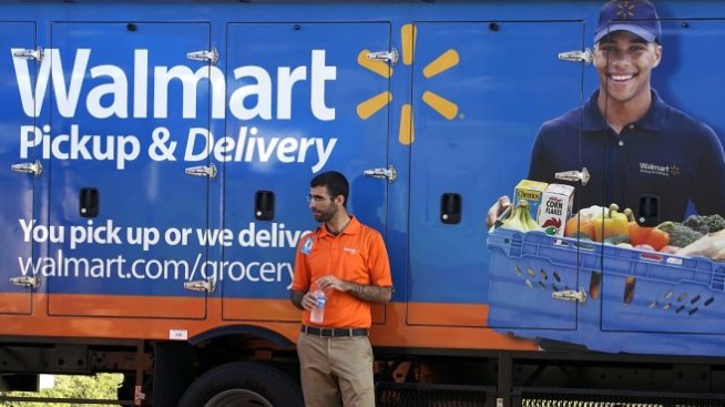 Wal-Mart задмина очакванията на анализаторите за продажбите