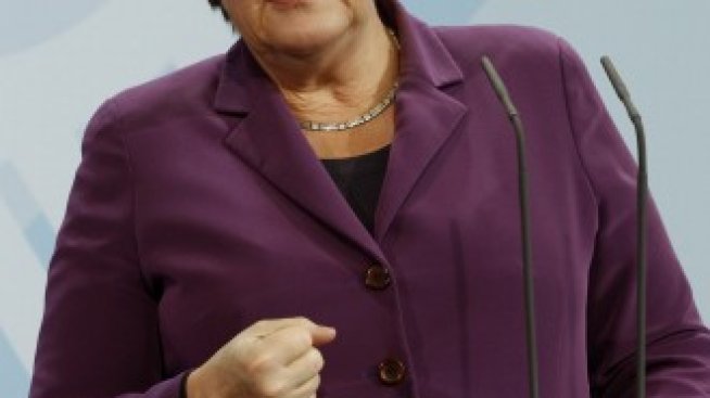 Меркел: Германия е готова да се раздели с част от суверенитета си заради еврото