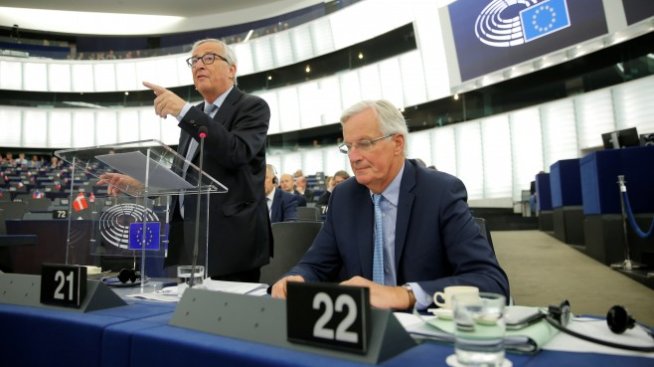 ЕП ще отхвърли споразумение за Brexit без предпазен механизъм*