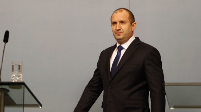 Радев за "азербайджанската перачница": Трява да се изчакат становищата на отговорните институции