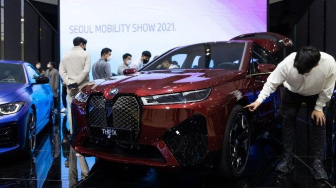 Директор на BMW: Вече не се страхуваме от Tesla