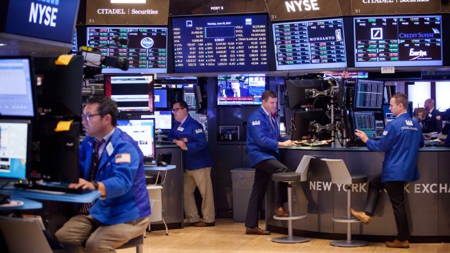 Коментарите на Пауъл помрачиха търговията на Wall Street