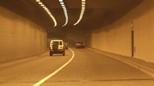 Пътната агенция пак спря търга за тунела "Железница"