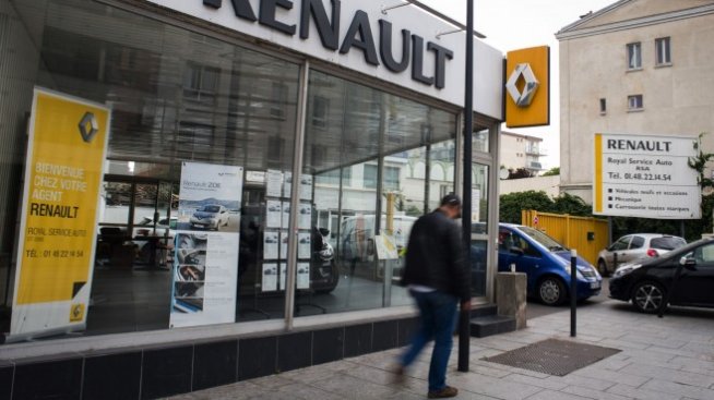 Продажбите на Renault се сриват през първото полугодие с над една трета