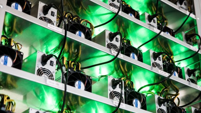 Копачите на биткойни гледат към изкуствения интелект с надежда