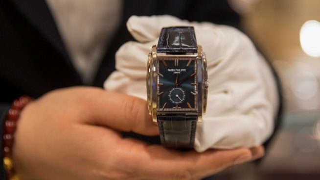 Онлайн платформата за луксозни часовници Chronext се готви за IPO