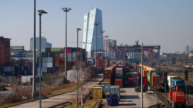 Петер Казимир: ЕЦБ почти или вече приключи с намаляването на лихвите