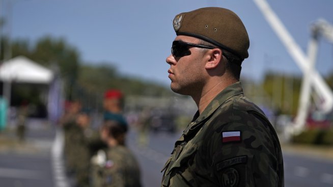 Полша цели да използва средства от ПВУ за отбранителния си сектор
