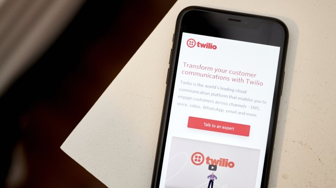 Twilio и iRobot също съкращават служители 