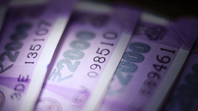 Депозитите в чуждестранна валута в Китай растат заради страха от търговска война 