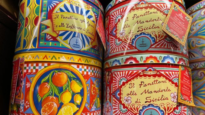 Европейците се насочват към собствените марки на супермаркетите за Коледа 