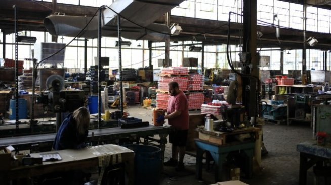 Работниците в САЩ няма да имат силна позиция относно заплатите задълго