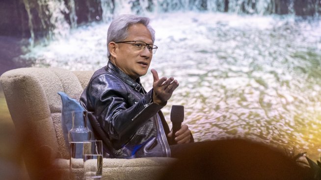 SK Hynix ускорява пускането на нови AI чипове